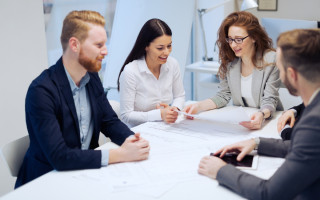 Προγράμματα Κινήτρων των Εργαζομένων (Employee Incentive Schemes)
